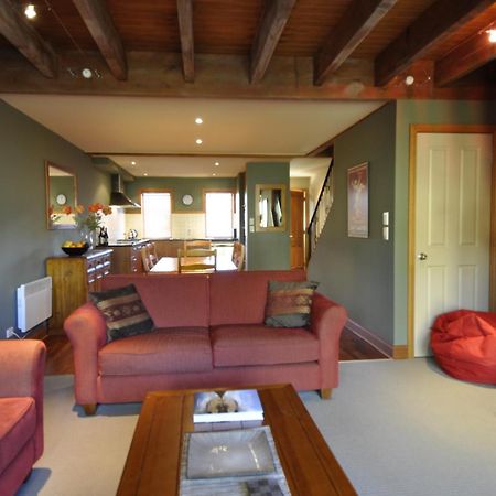 ลักชัวรี ออน แลนส์ดาวน์ Apartment วานากา ภายนอก รูปภาพ