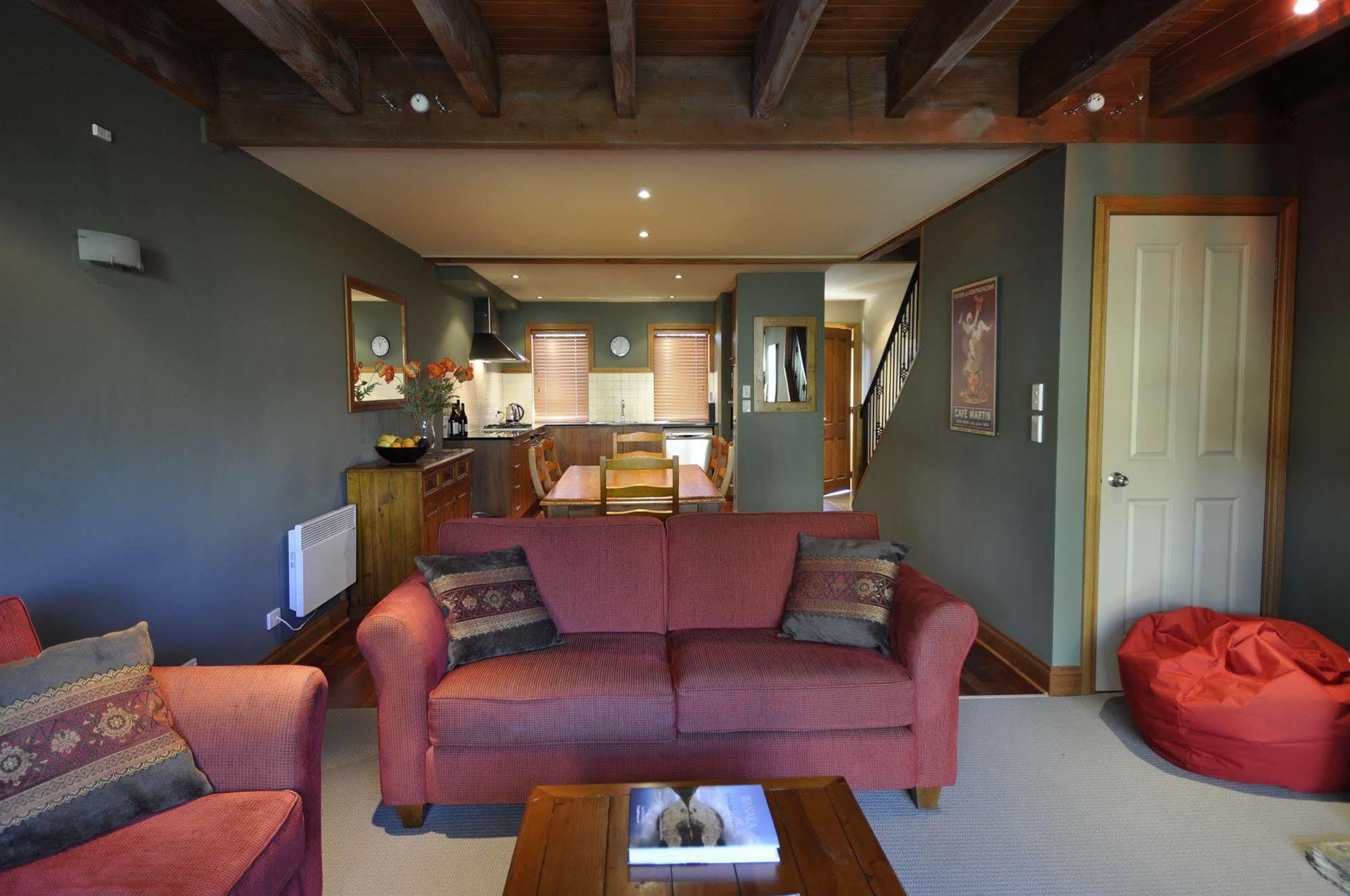 ลักชัวรี ออน แลนส์ดาวน์ Apartment วานากา ภายนอก รูปภาพ