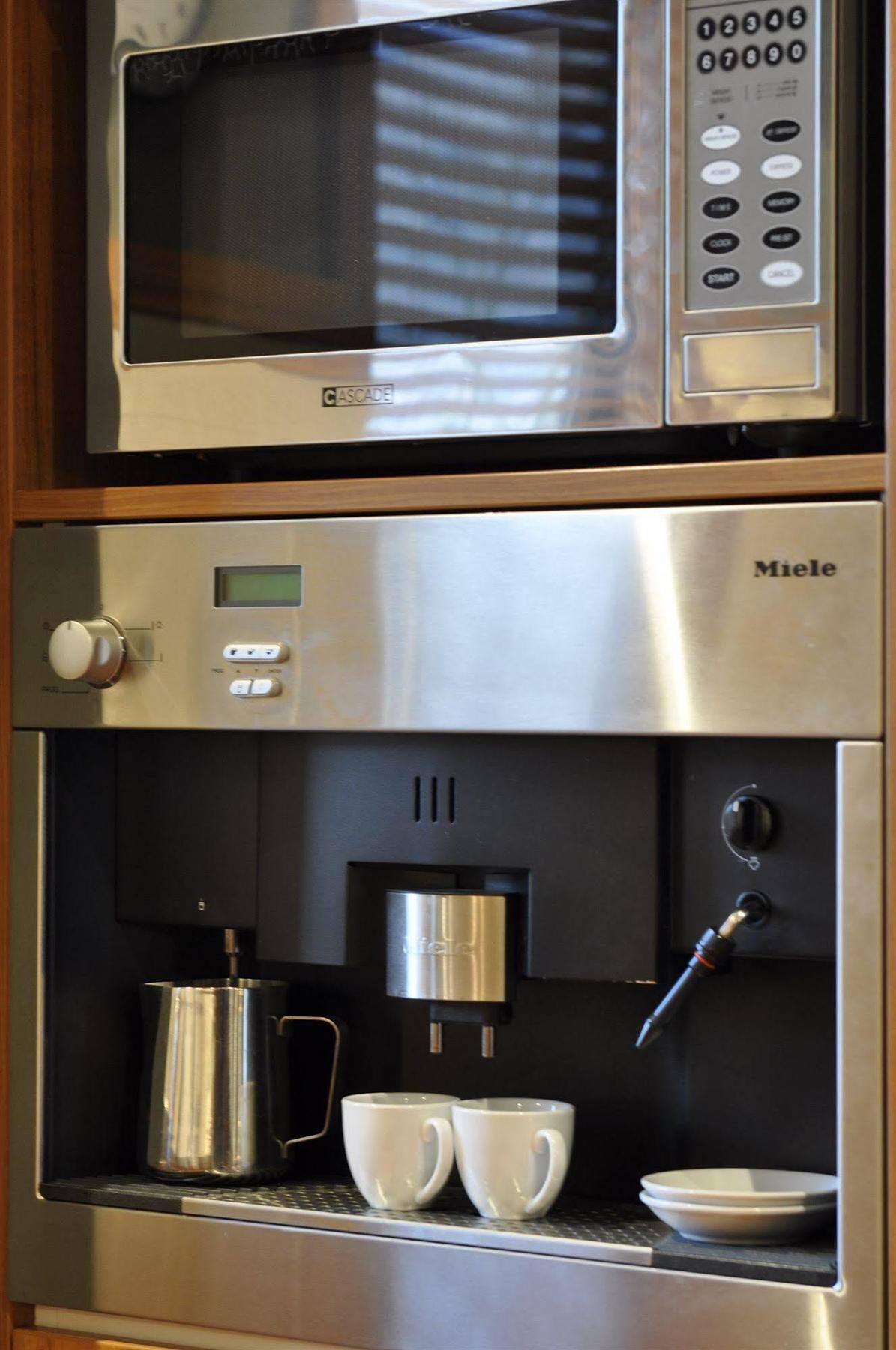 ลักชัวรี ออน แลนส์ดาวน์ Apartment วานากา ภายนอก รูปภาพ